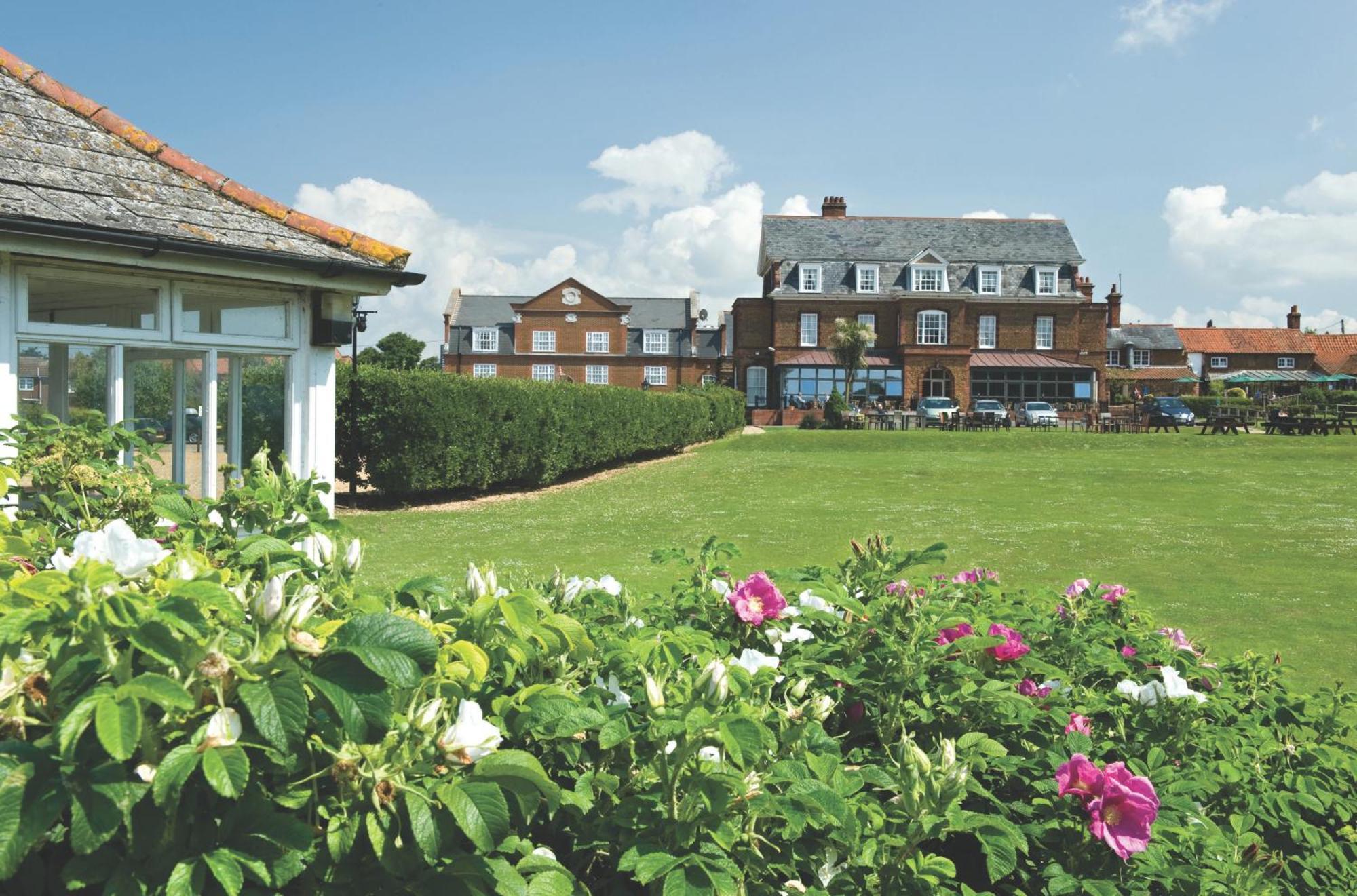 Old Hunstanton Le Strange Arms Hotel Exterior foto